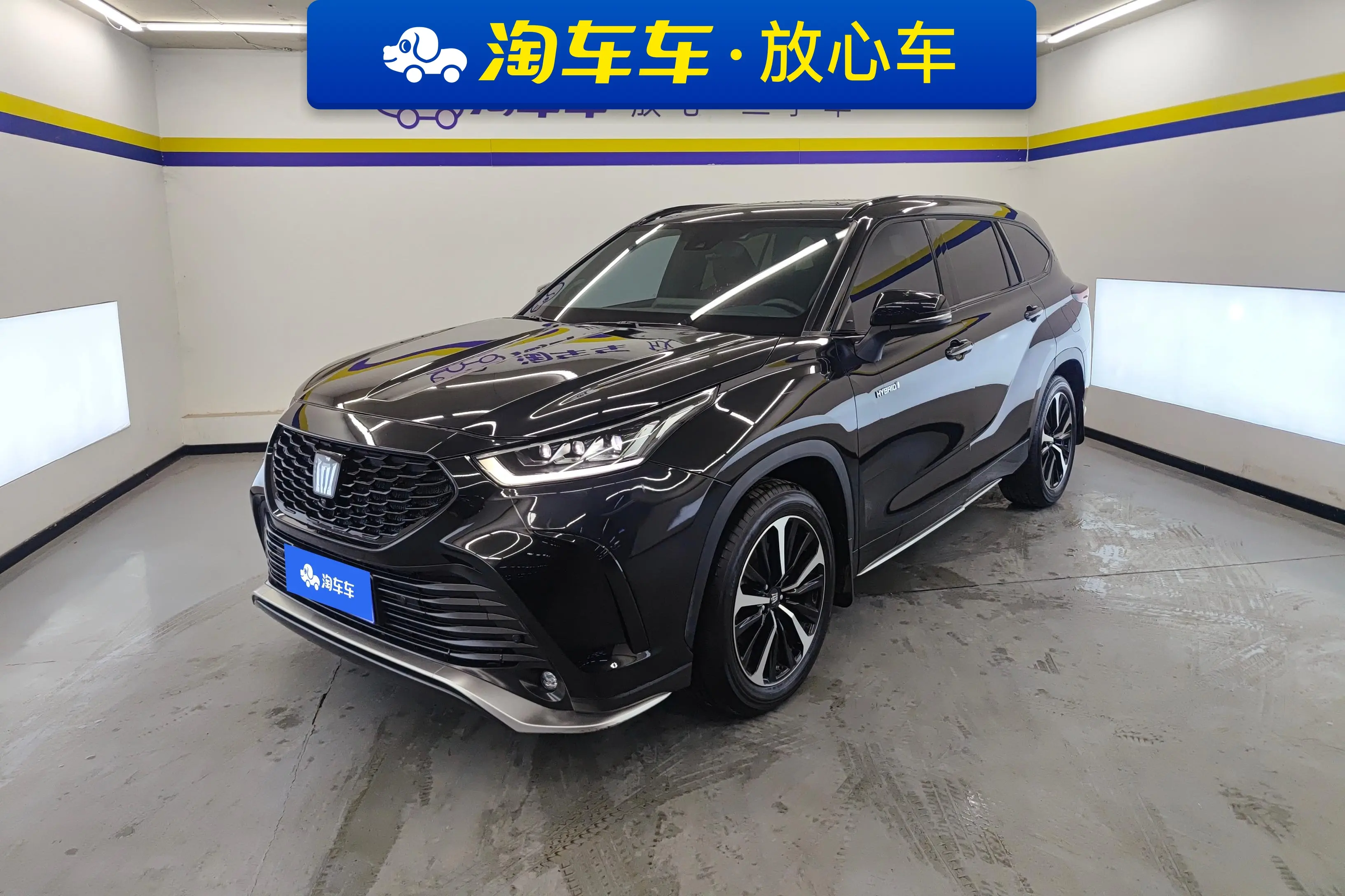 Toyota Crown Kluger