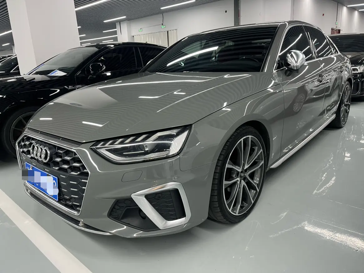 Audi S4