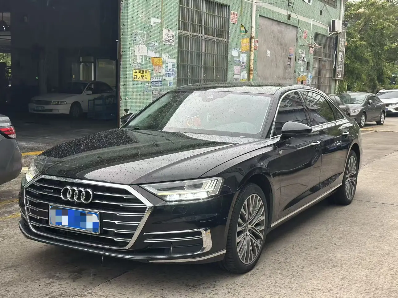 Audi A8