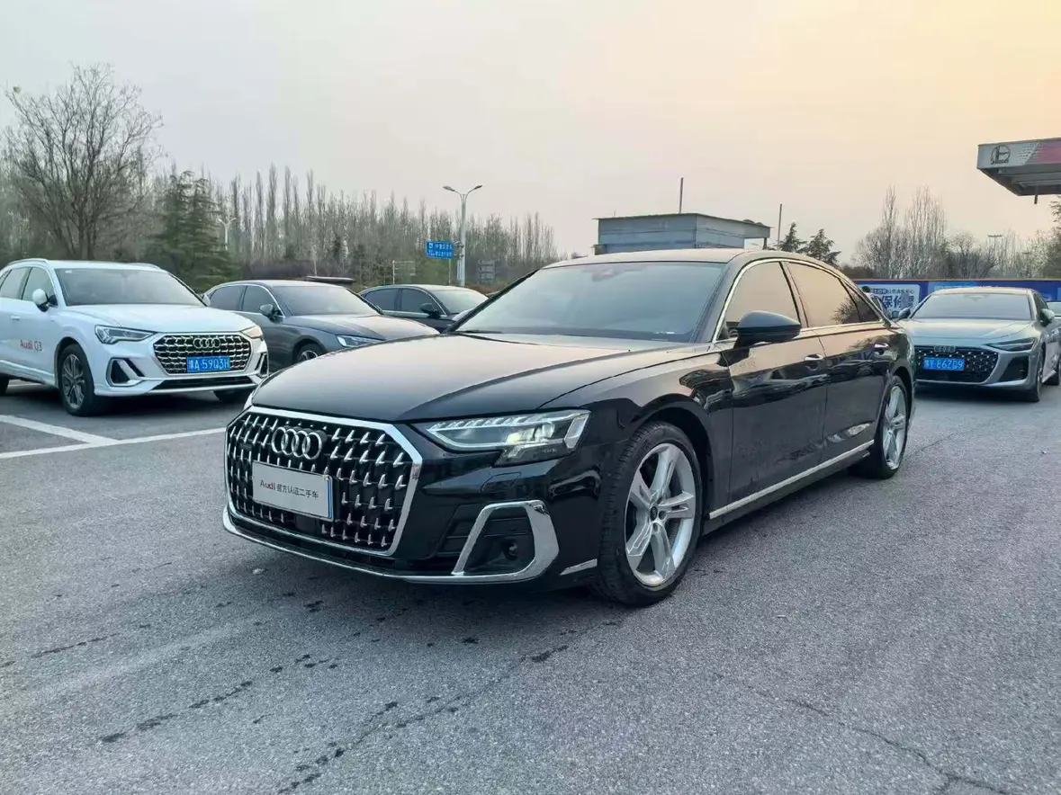 Audi A8