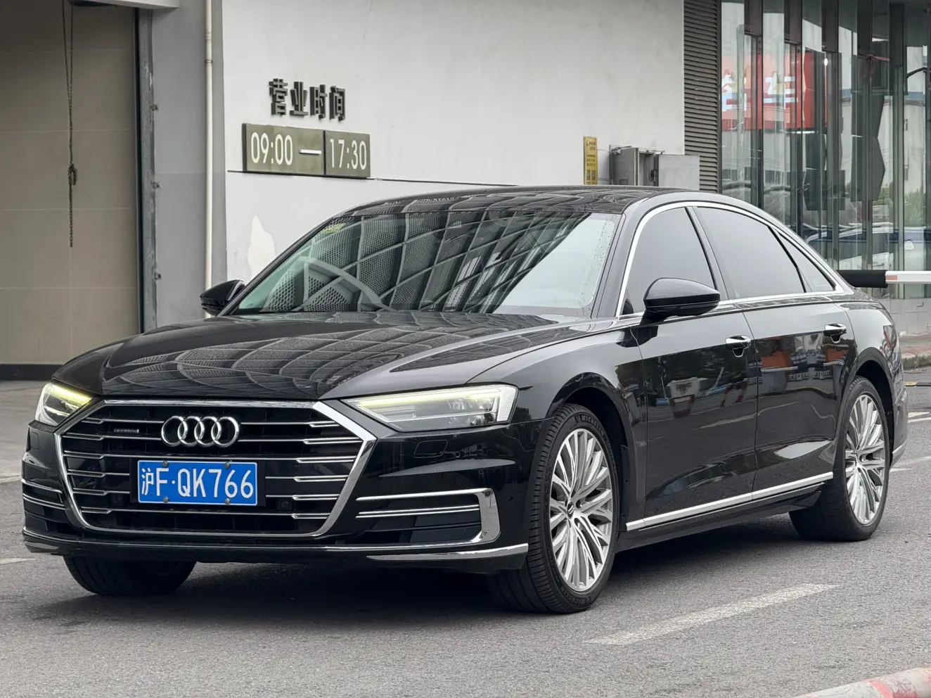 Audi A8