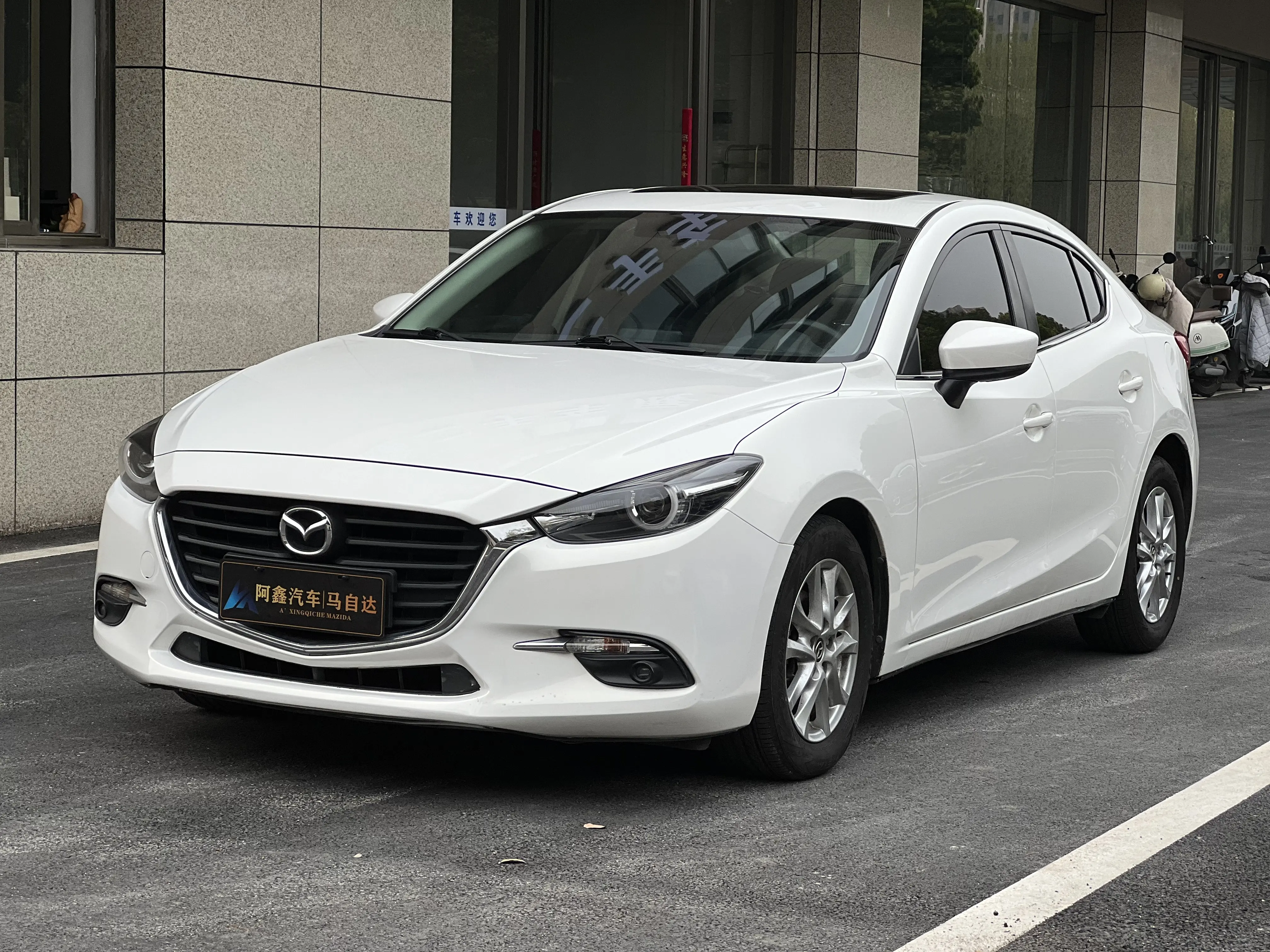 Mazda Axela