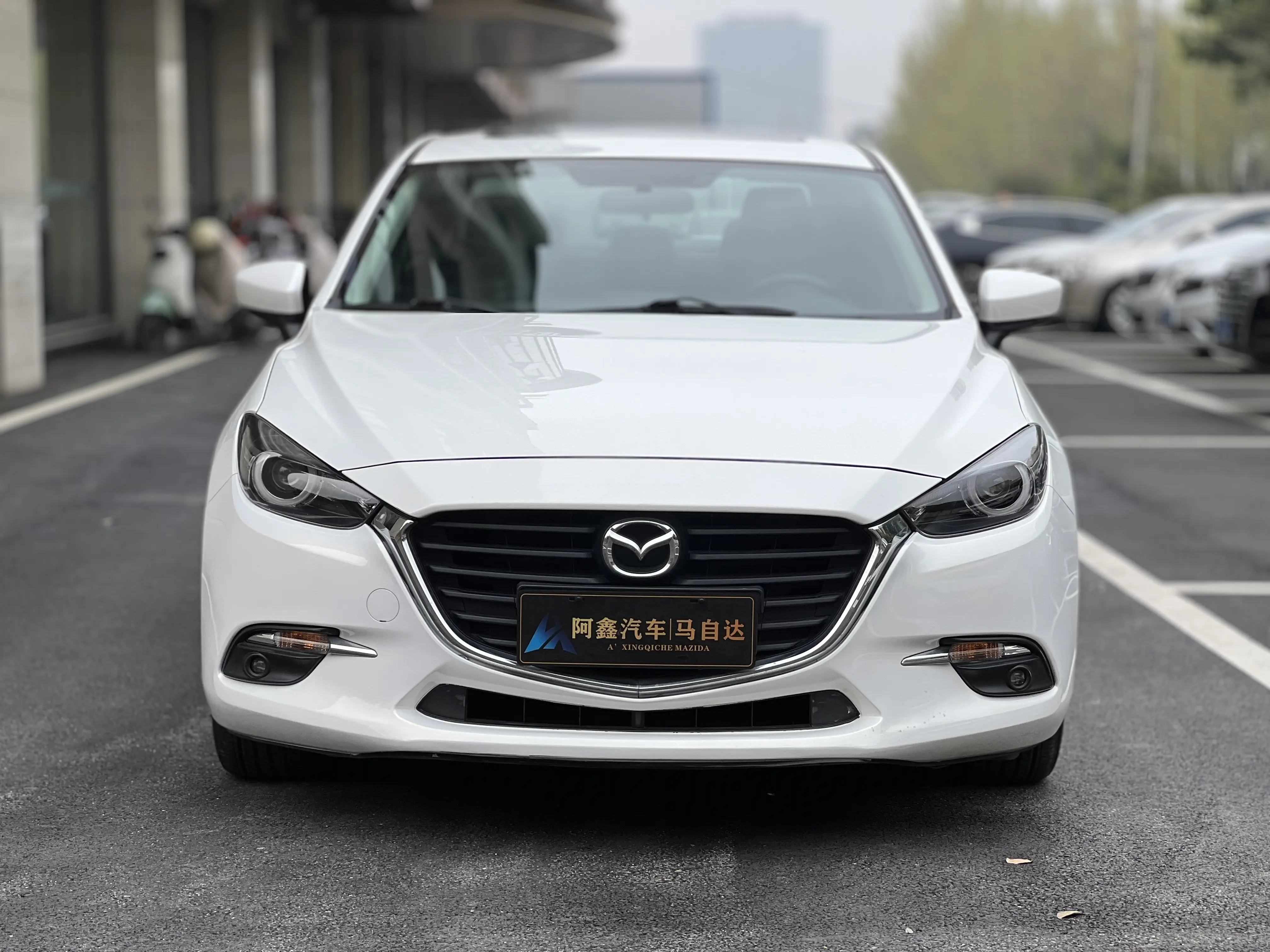 Mazda Axela