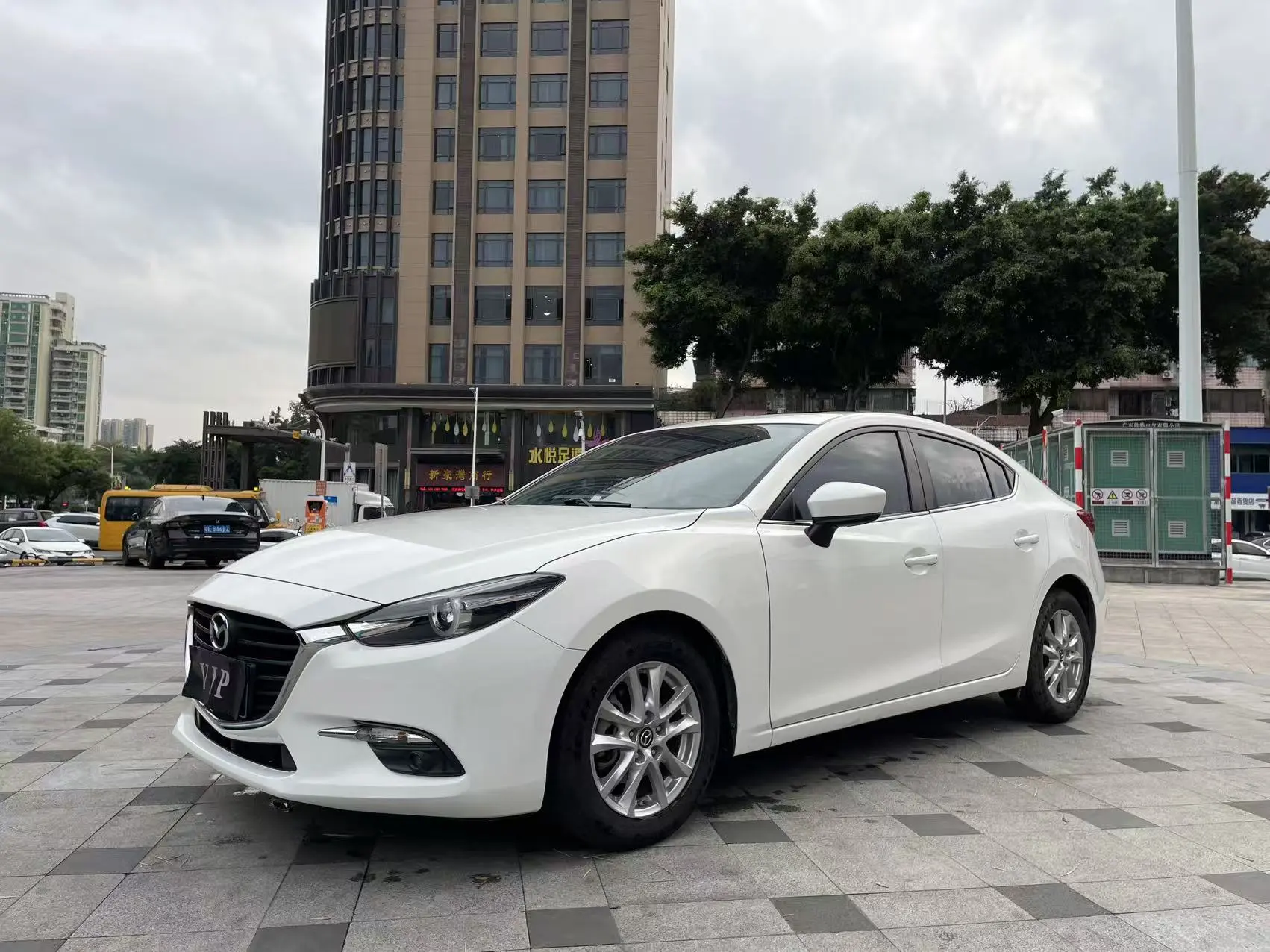 Mazda Axela