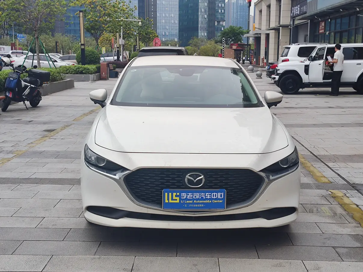Mazda Axela