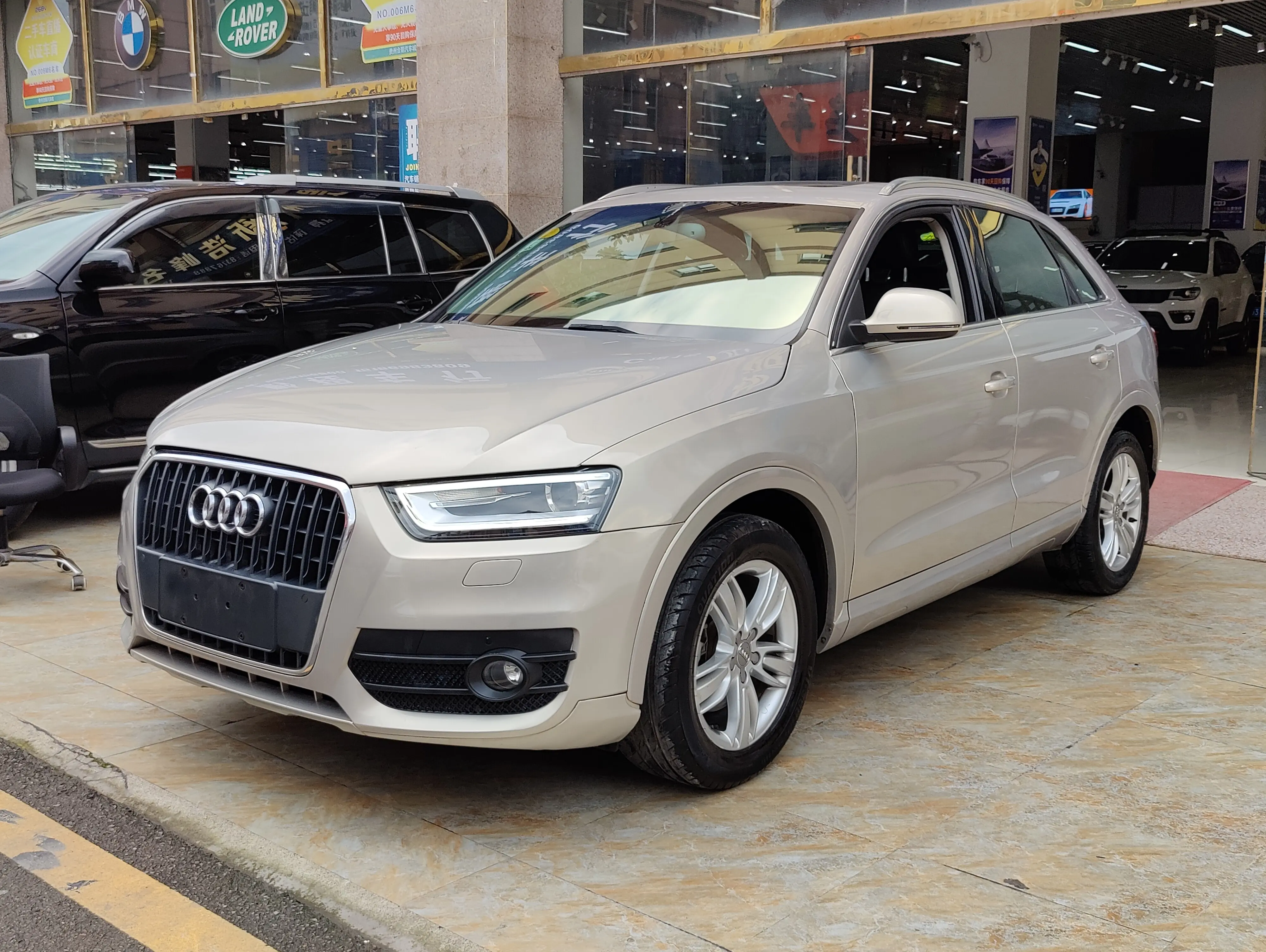 Audi Q3