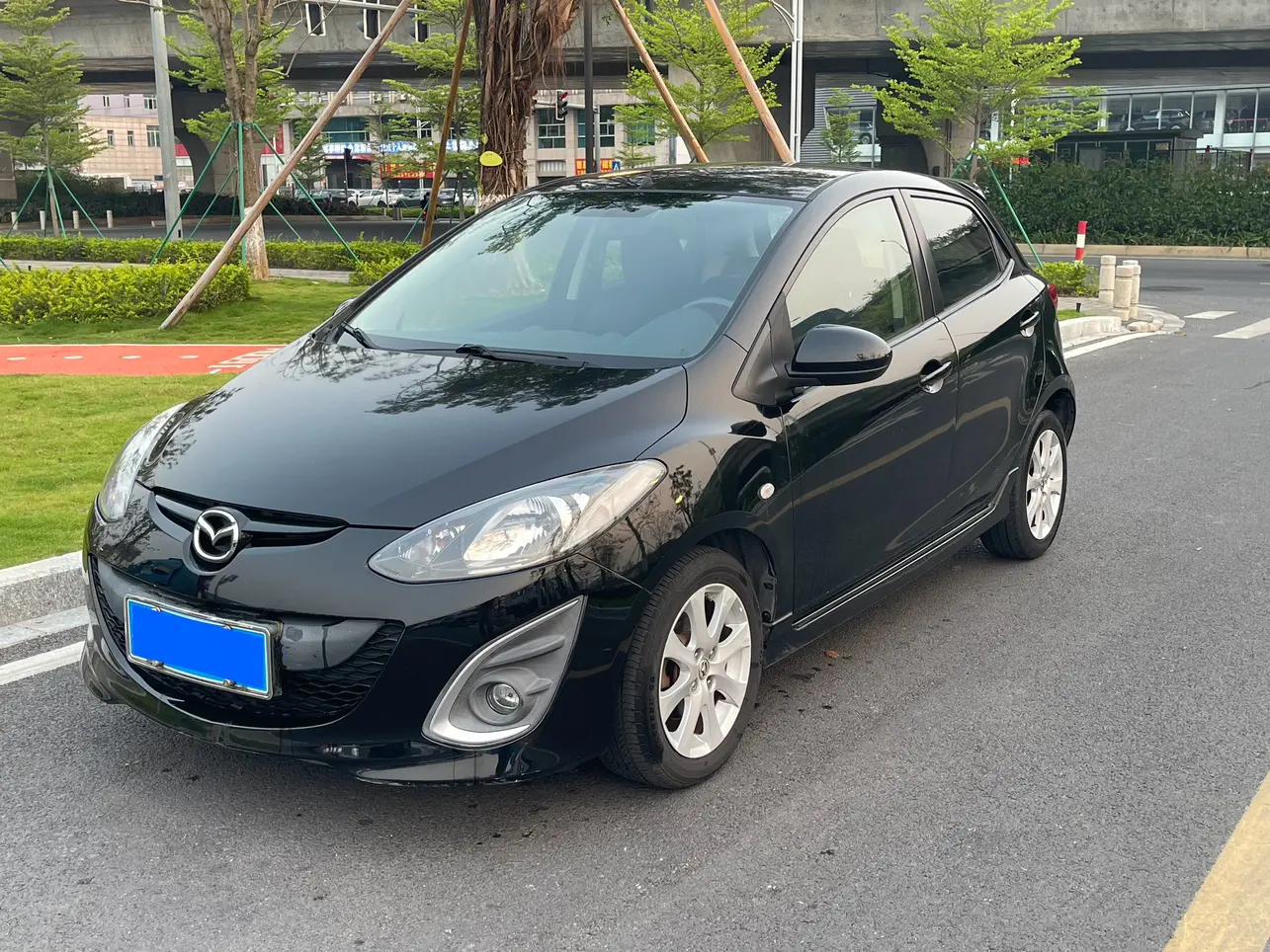 Mazda Mazda2