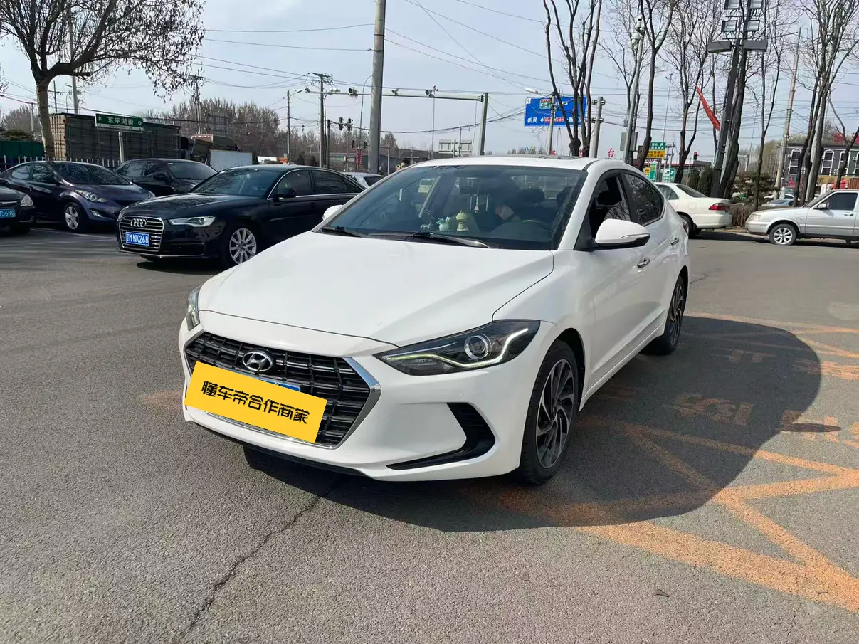 Hyundai Lead