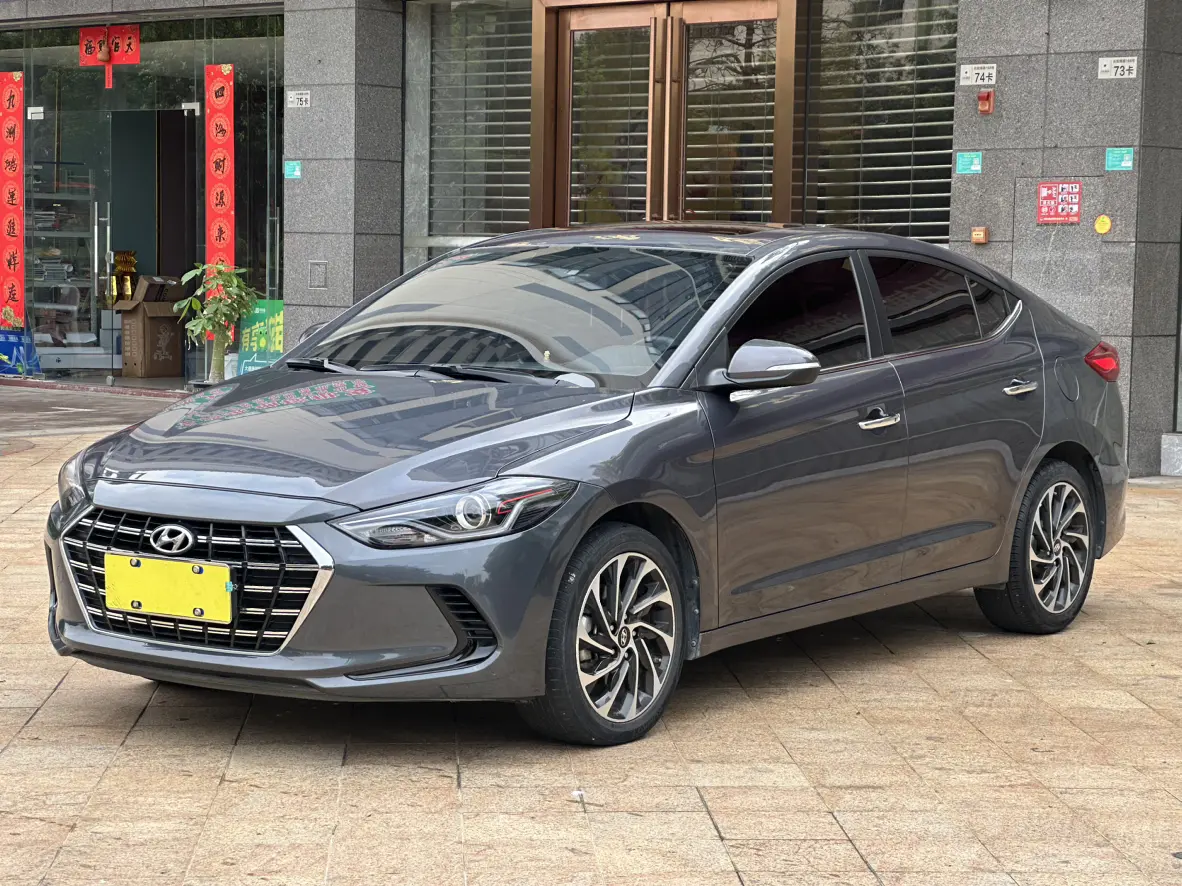 Hyundai Lead