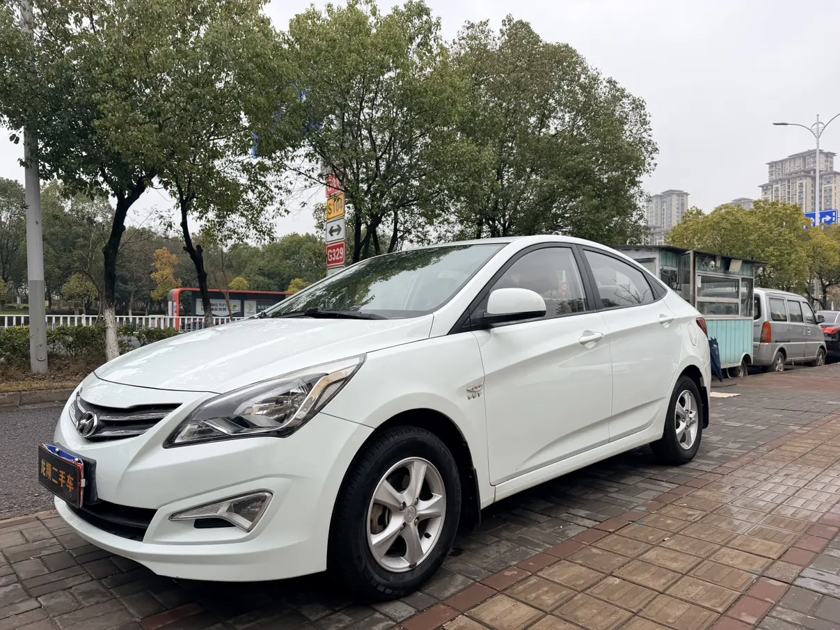 Hyundai Verna