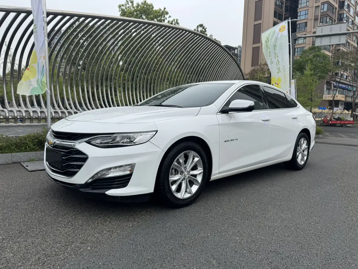 Chevrolet Malibu XL
