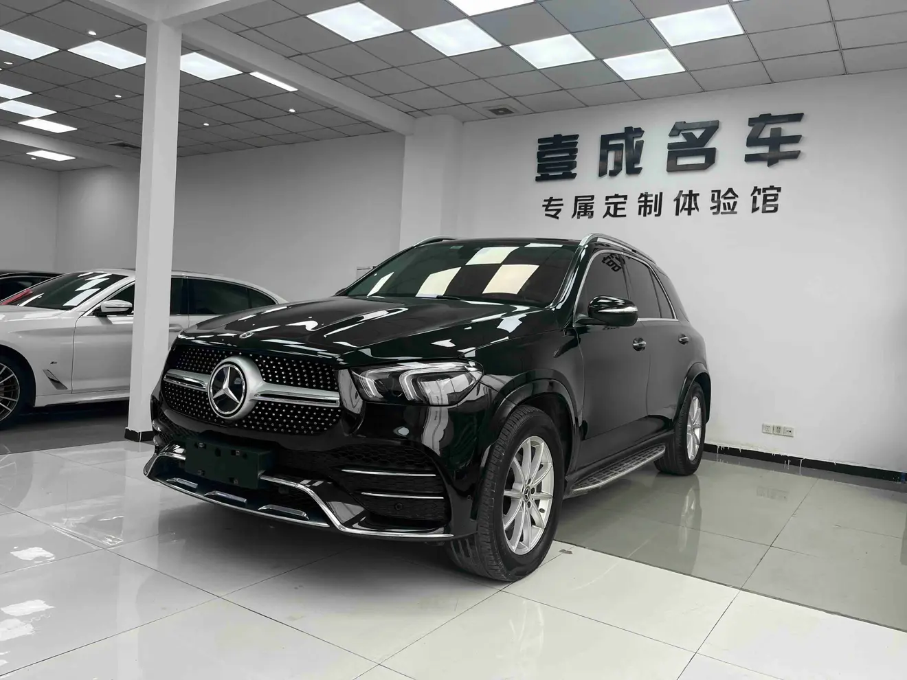 Mercedes-Benz GLE (Imported)
