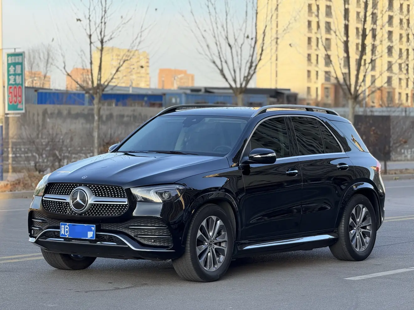 Mercedes-Benz GLE (Imported)