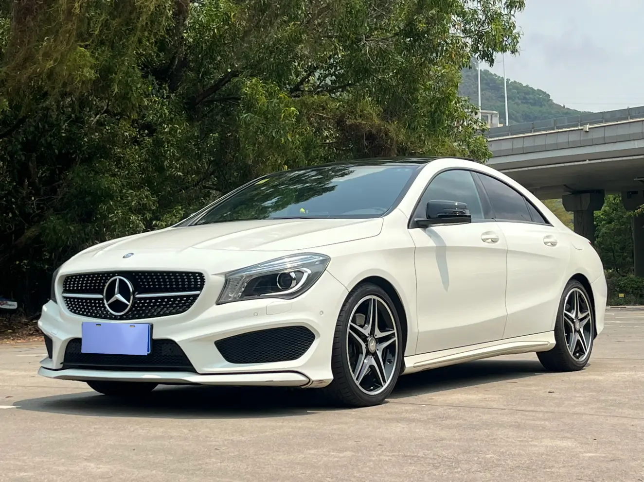 Mercedes-Benz CLA (Imported)