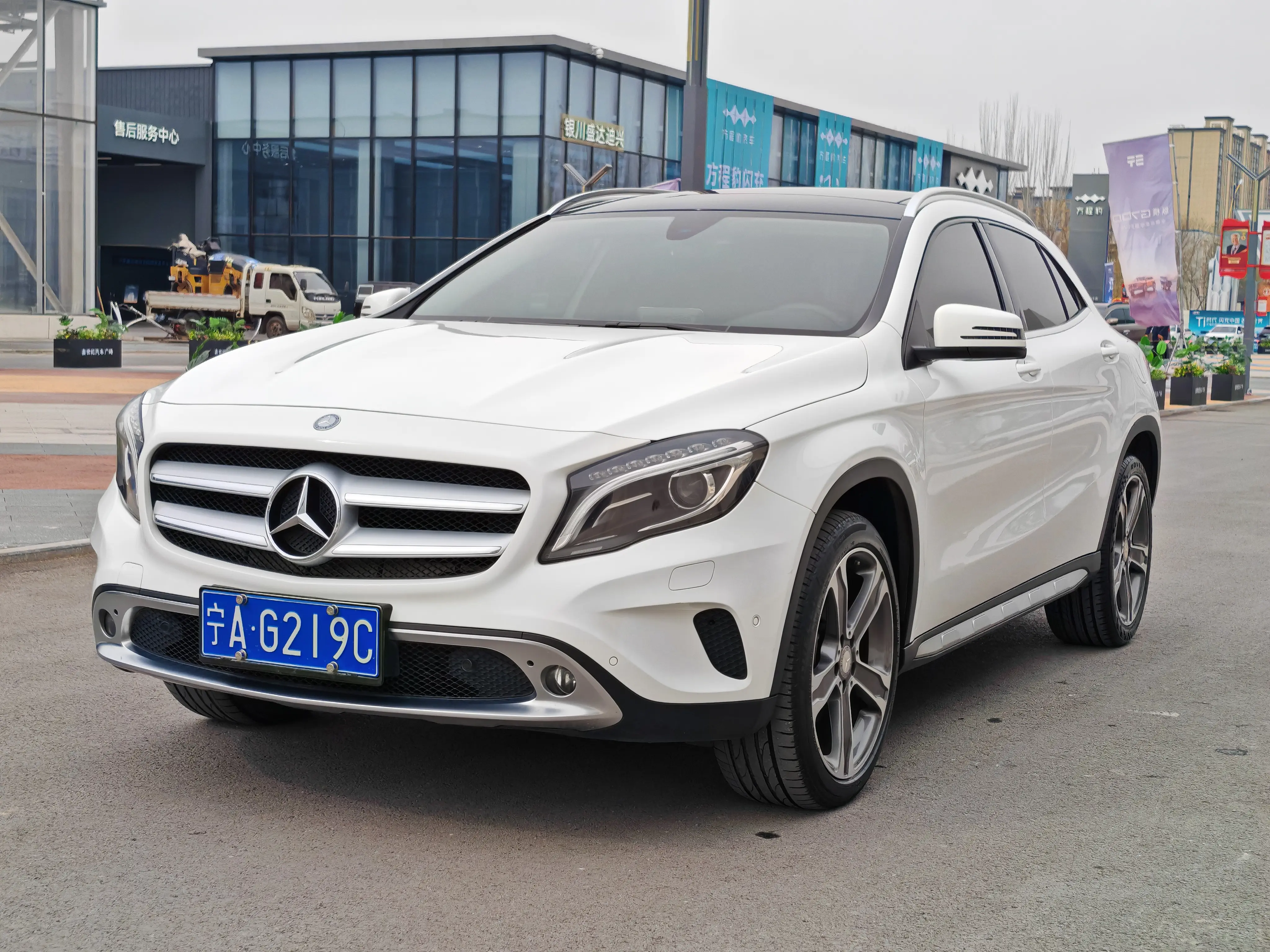 Mercedes-Benz GLA