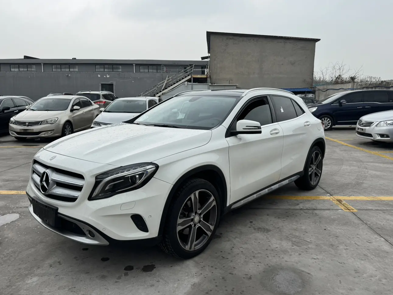 Mercedes-Benz GLA