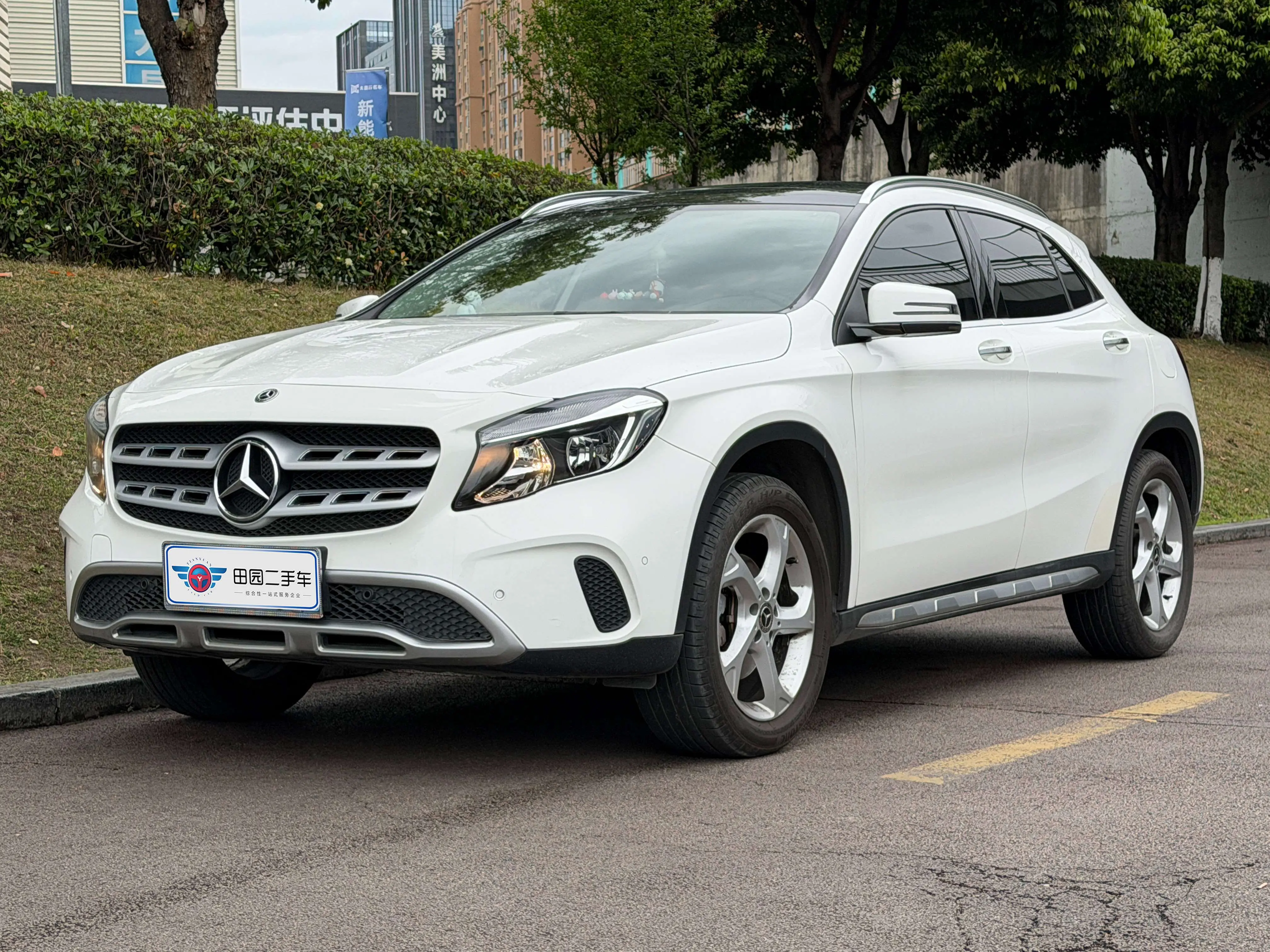 Mercedes-Benz GLA