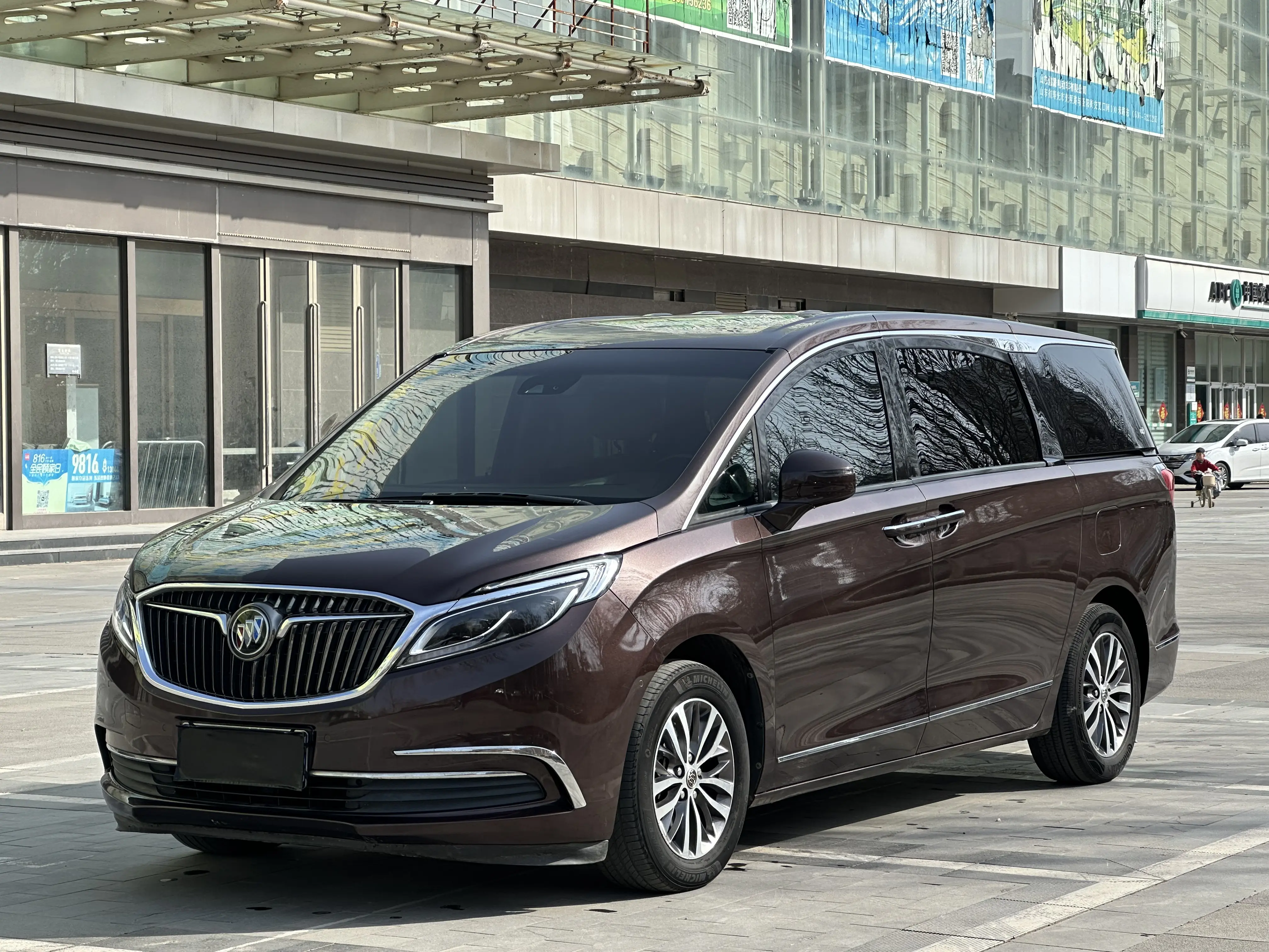 Buick GL8