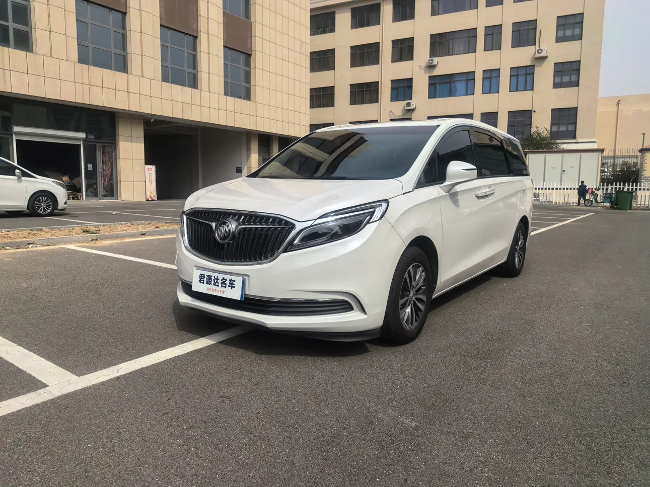 Buick GL8
