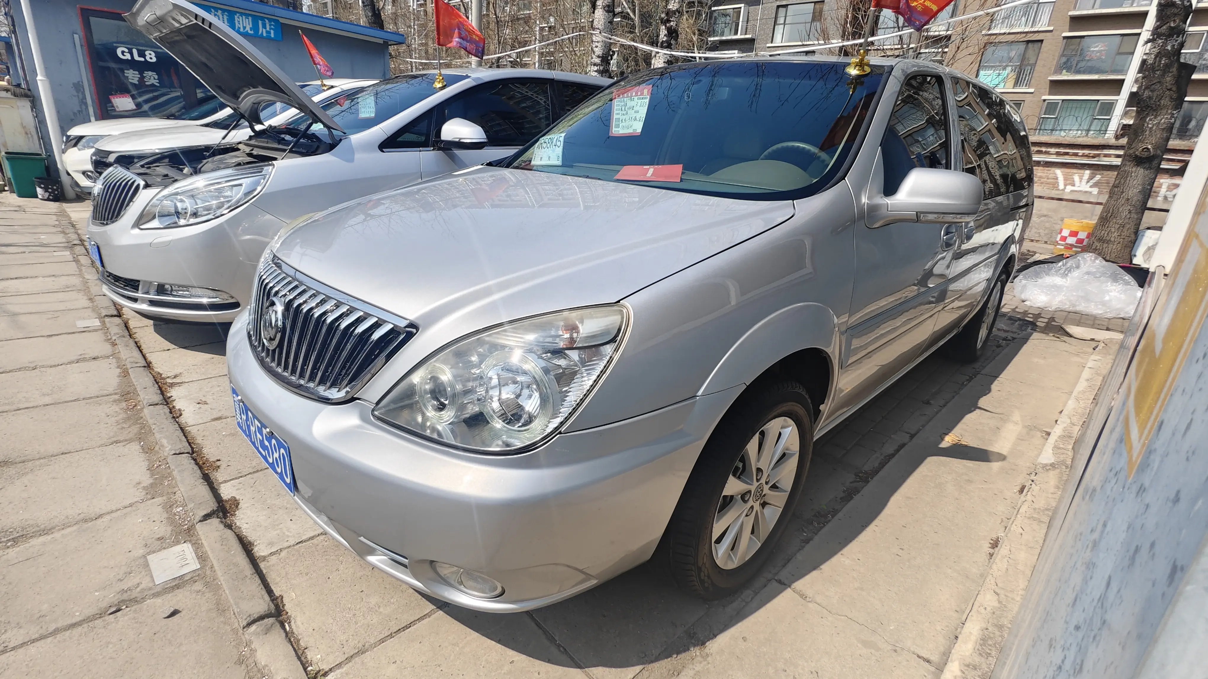 Buick GL8