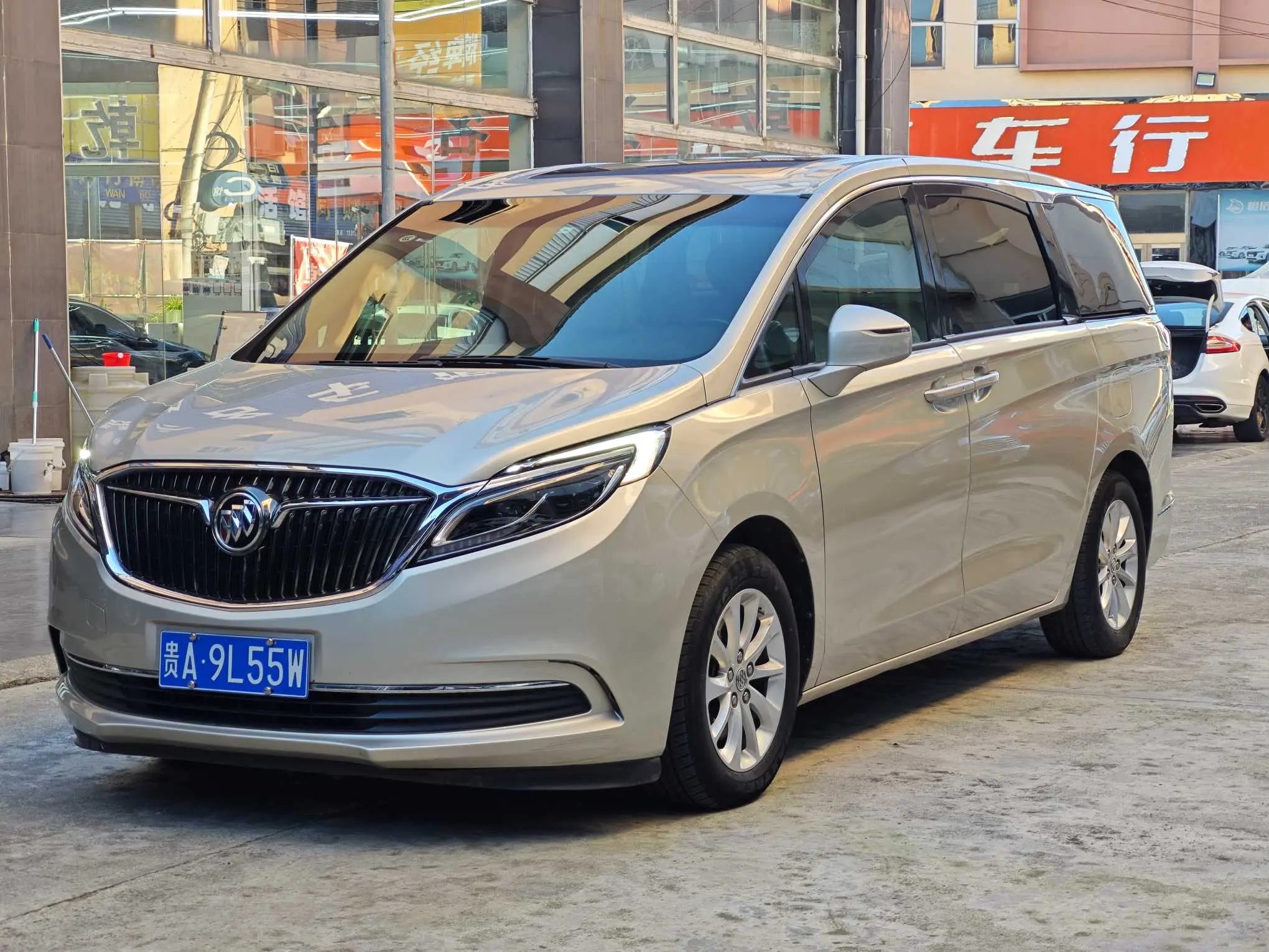 Buick GL8