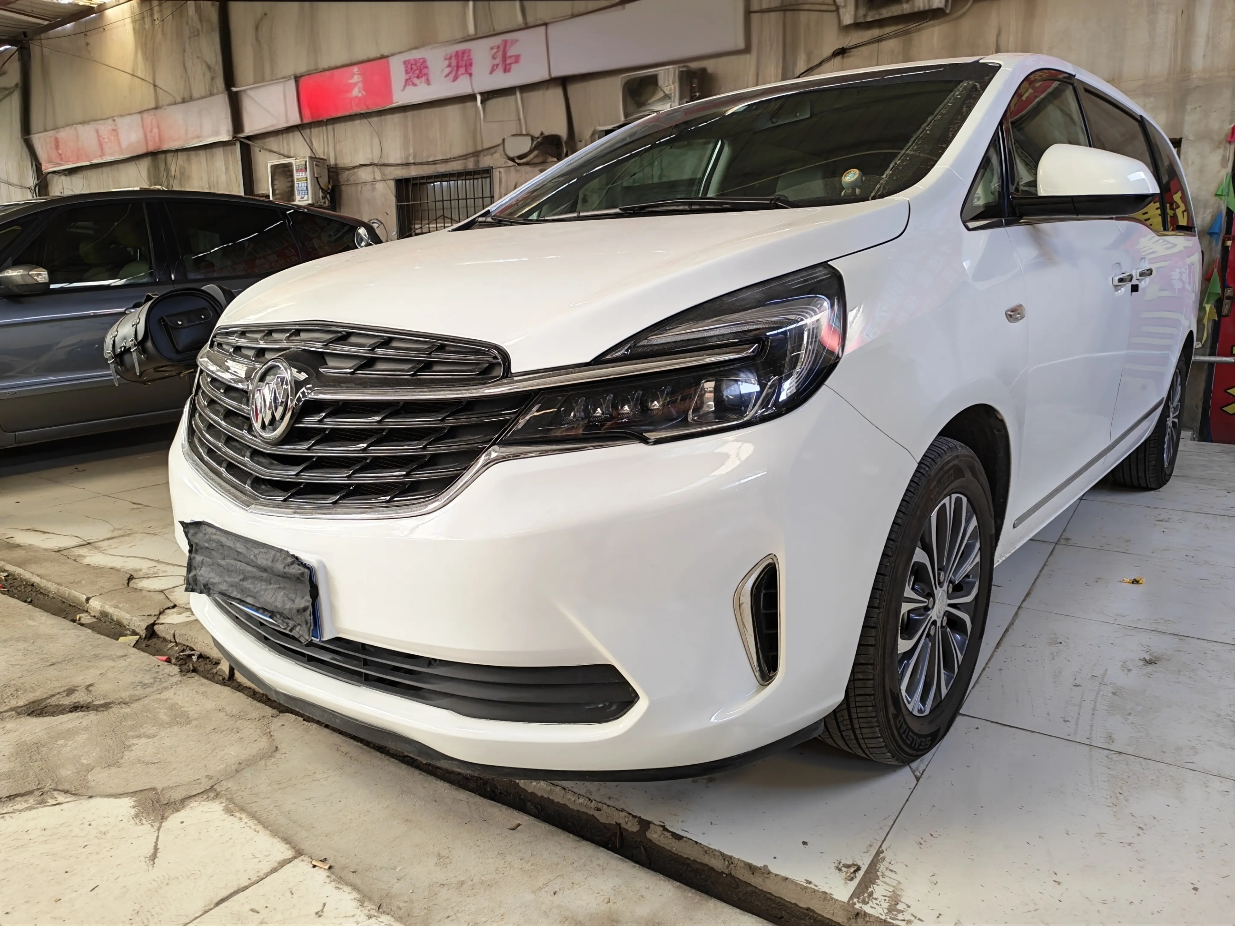 Buick GL8