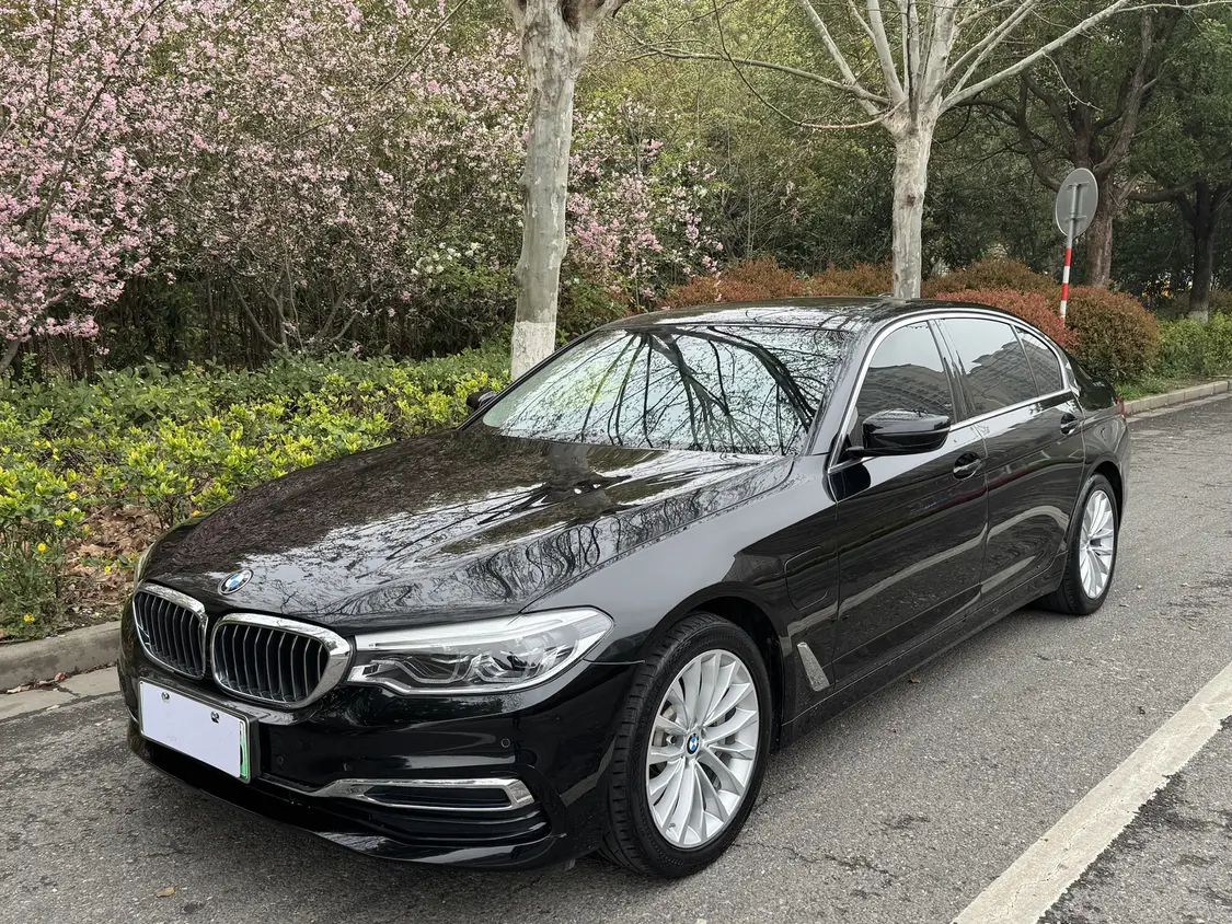 BMW 5 Series PHEV