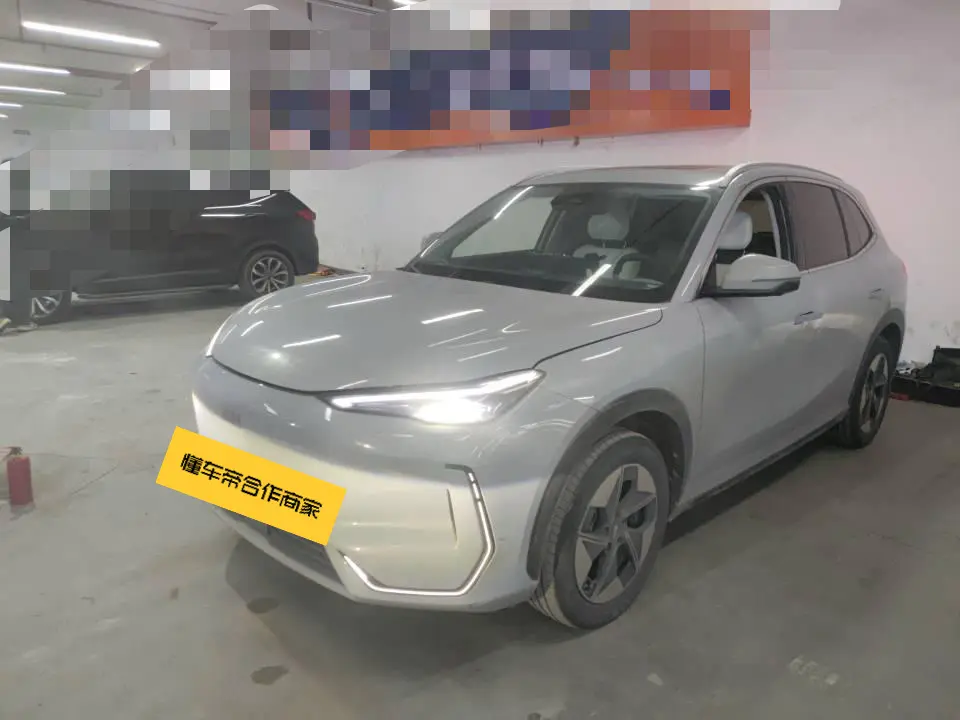 Geely Galaxy E5