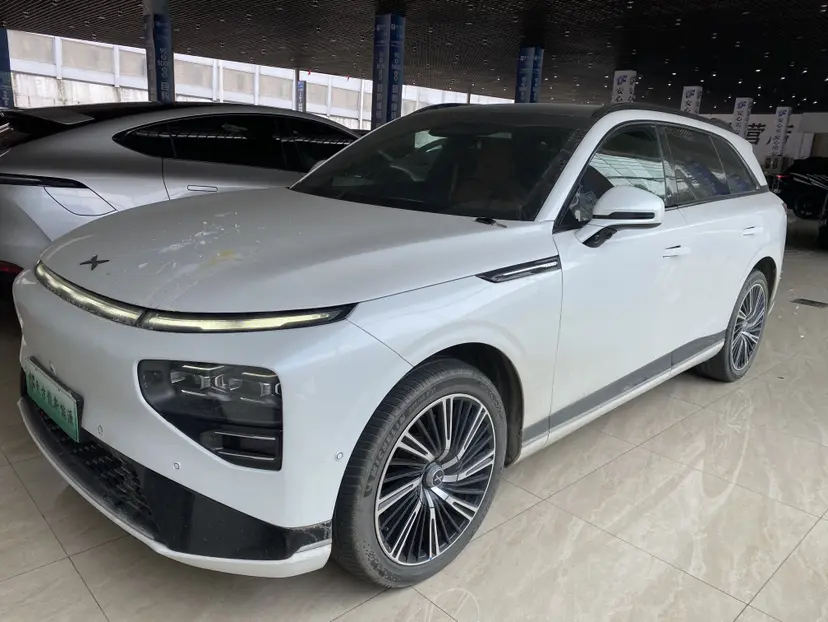 Xpeng G9