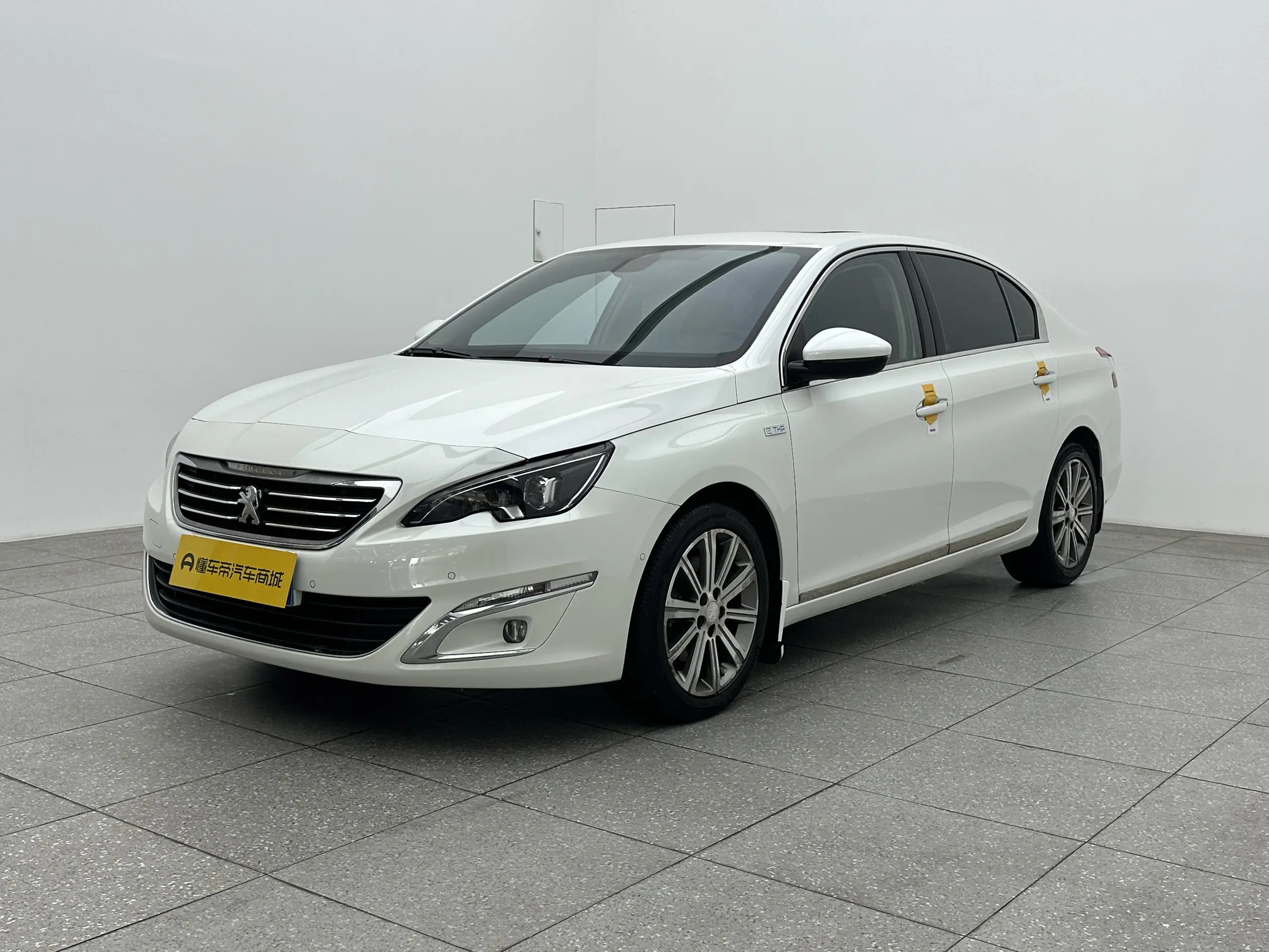 Peugeot 408