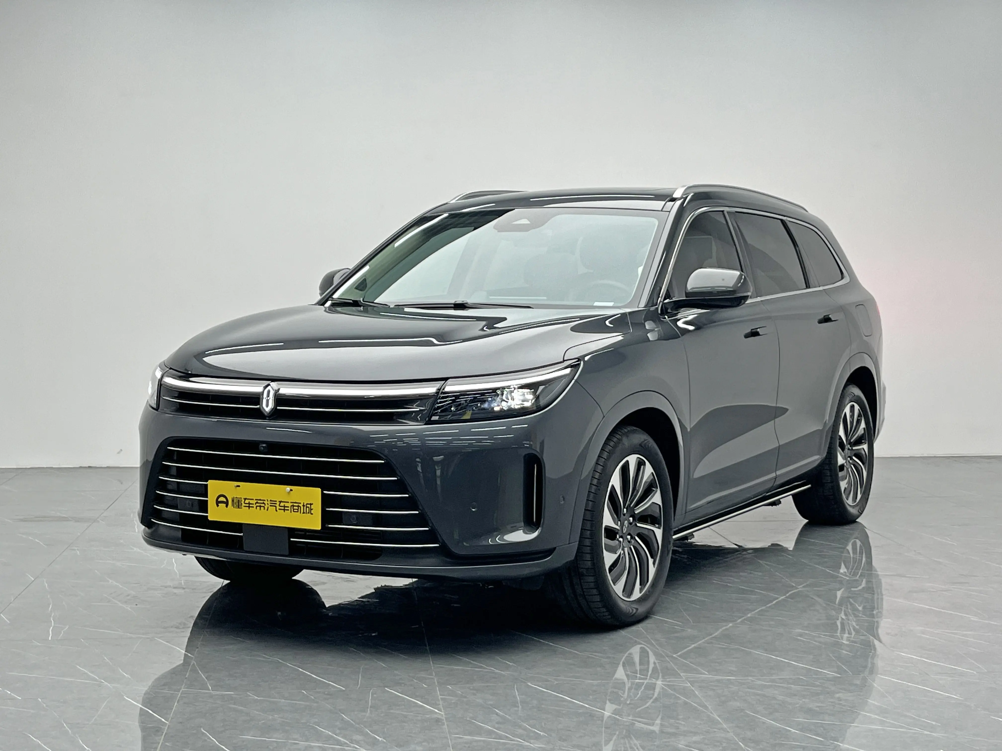 AITO M7