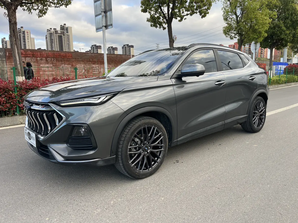 Oshan Changan Auchan X5