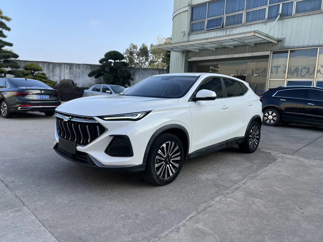 Oshan Changan Auchan X5