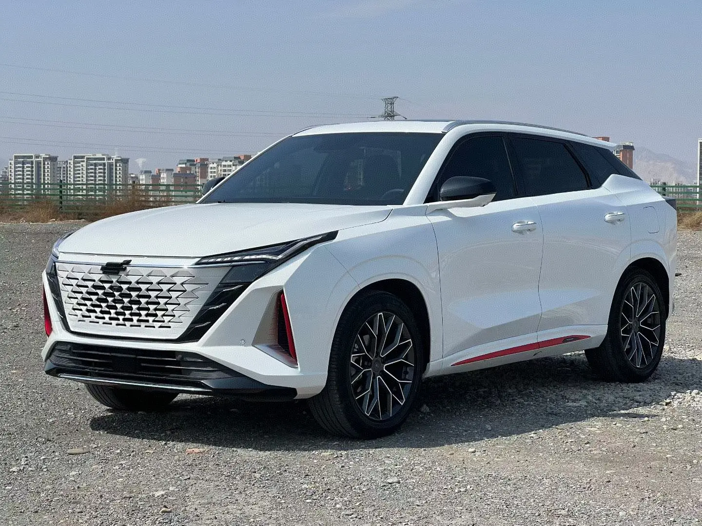 Oshan Changan Auchan Z6
