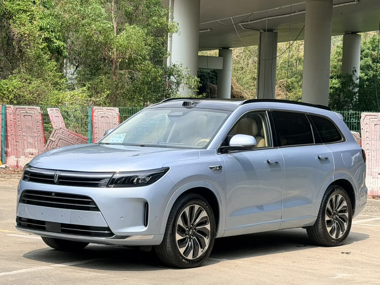 AITO M7