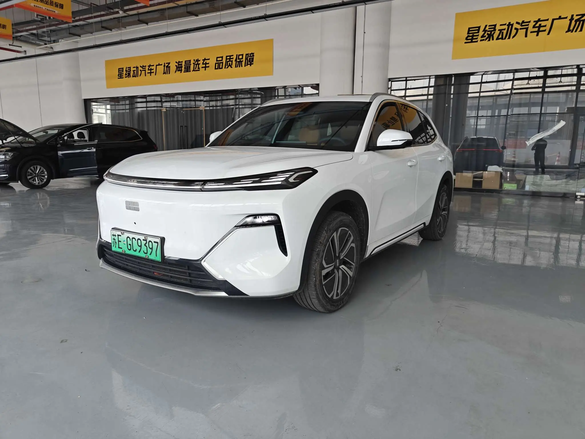 Geely Galaxy Starship 7 EM-i