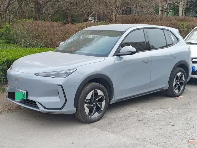 Geely Galaxy E5