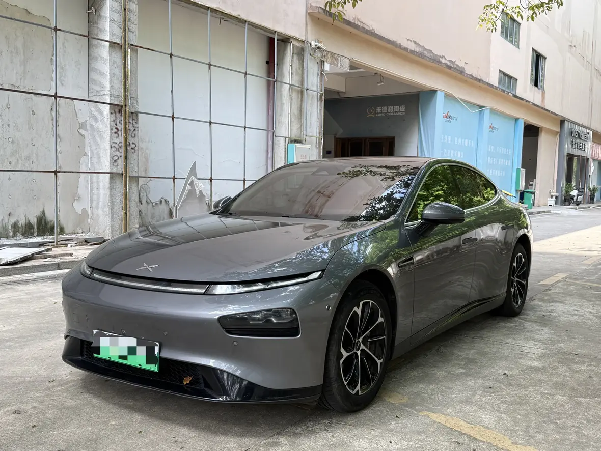 Xpeng P7