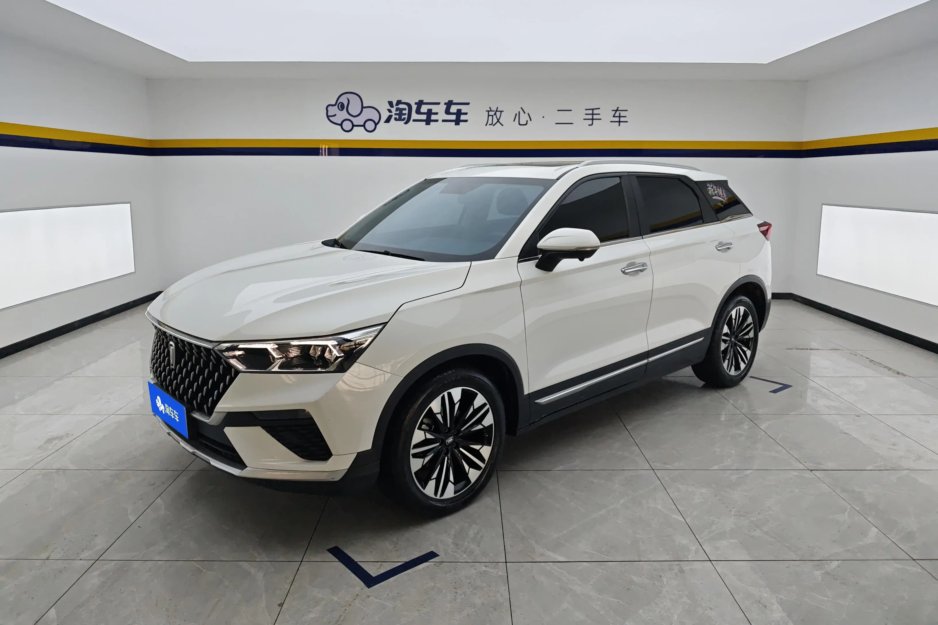 FAW Bestune T77