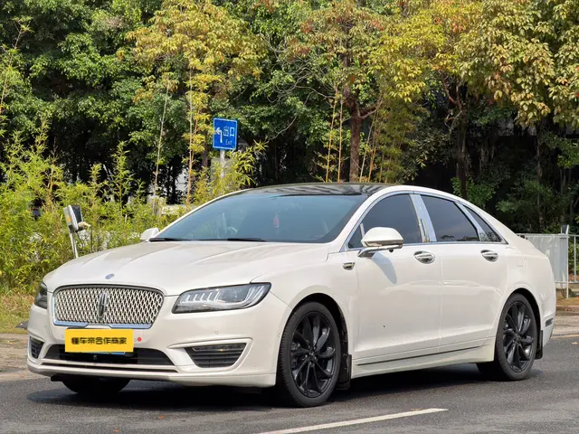 Lincoln MKZ