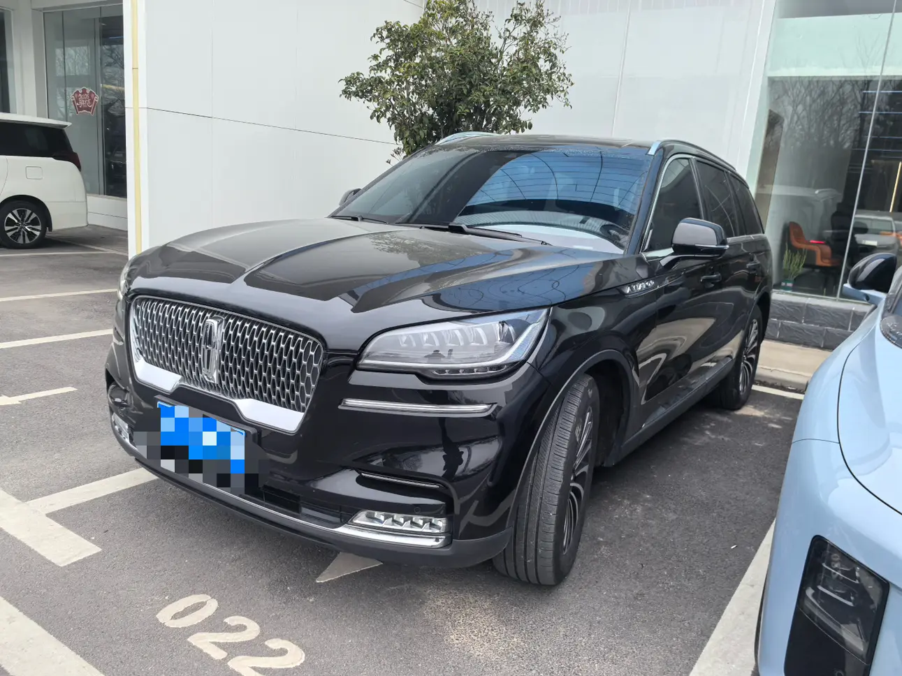 Lincoln Aviator