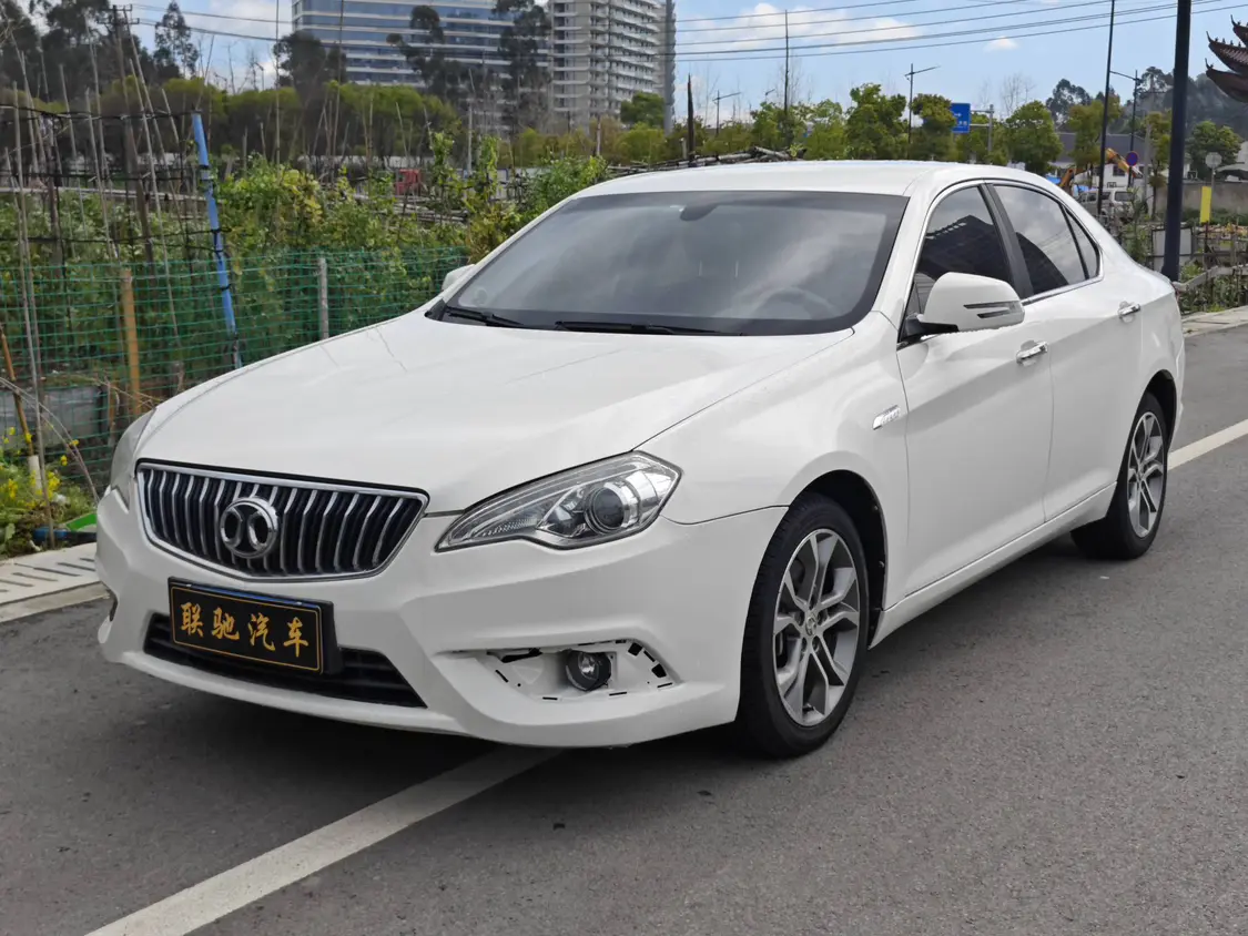 BAIC Saab D70