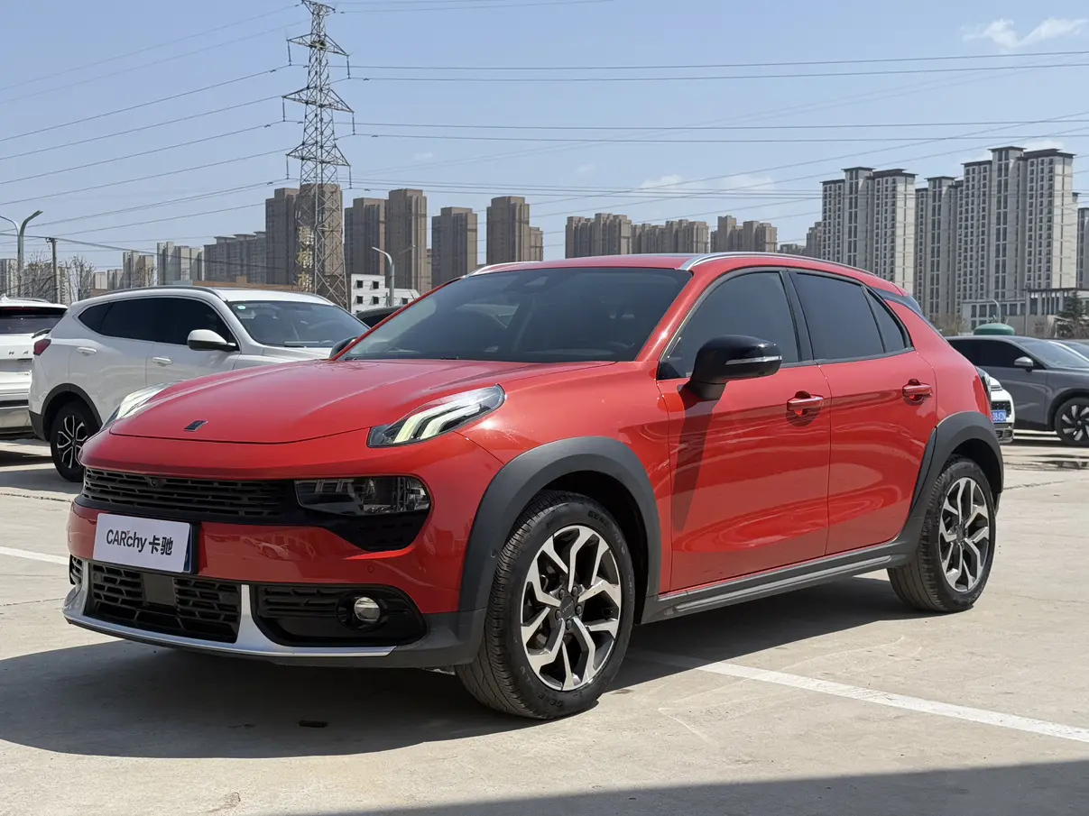 Lynk & Co 02