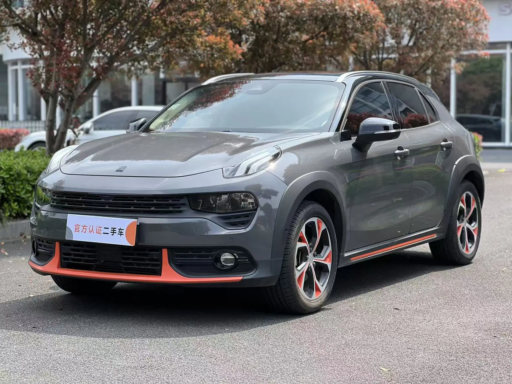 Lynk & Co 02