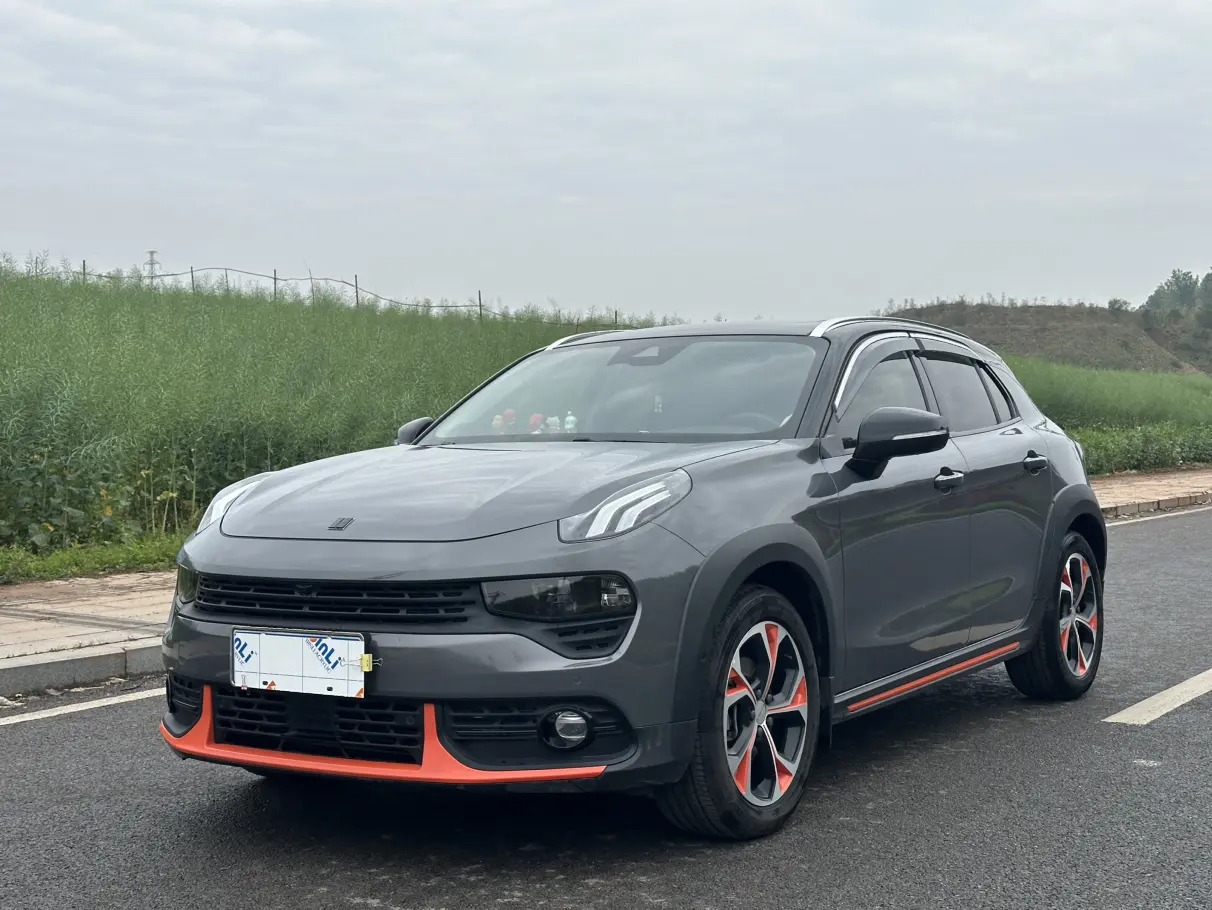 Lynk & Co 02