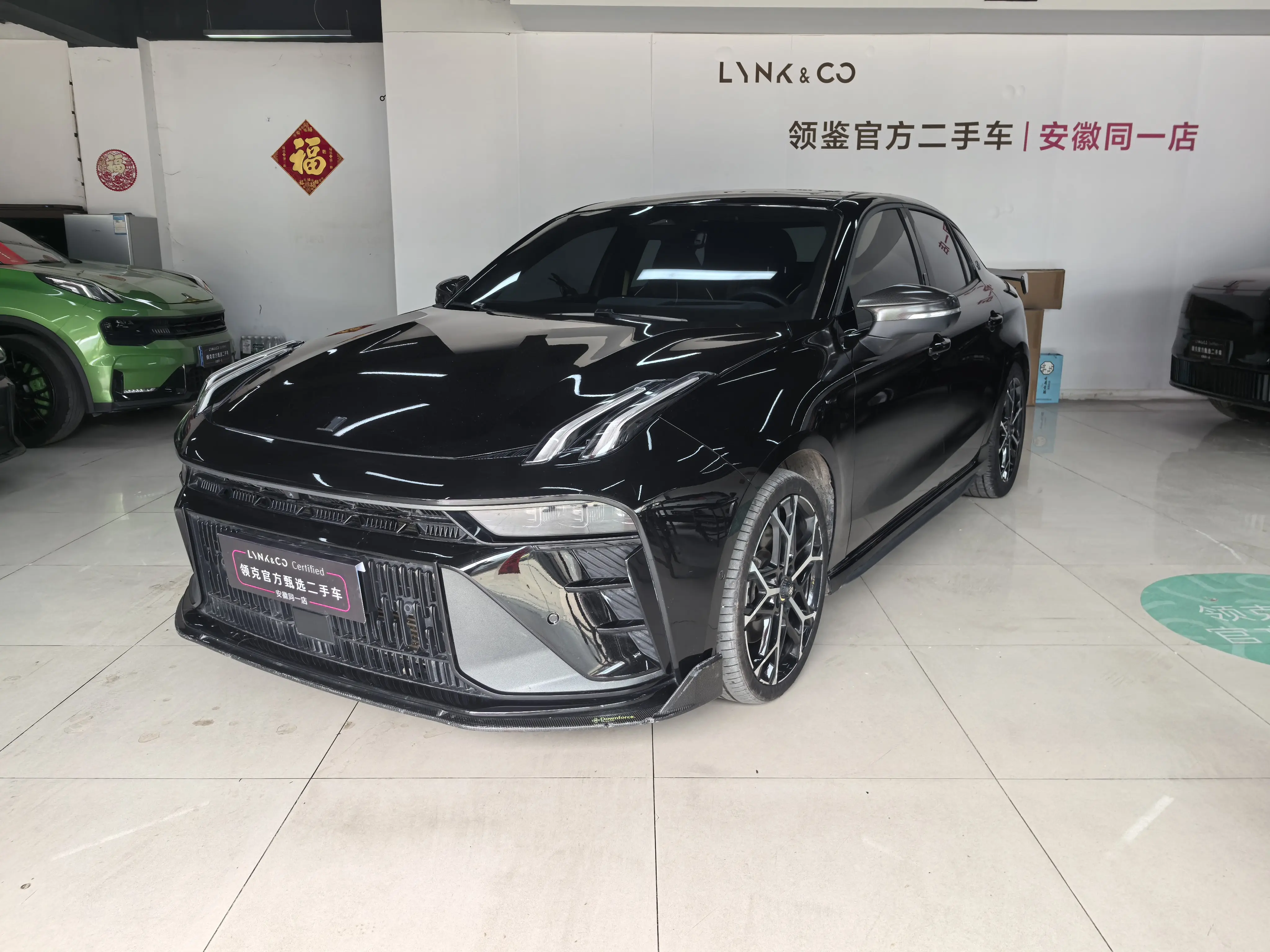 Lynk & Co 03