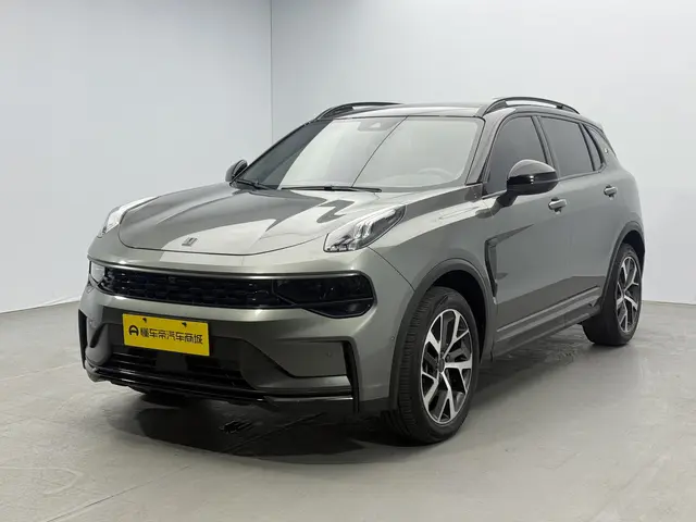 Lynk & Co 01