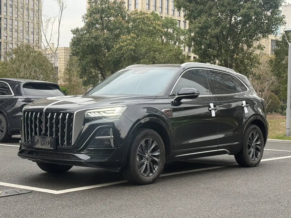 Hongqi HS5