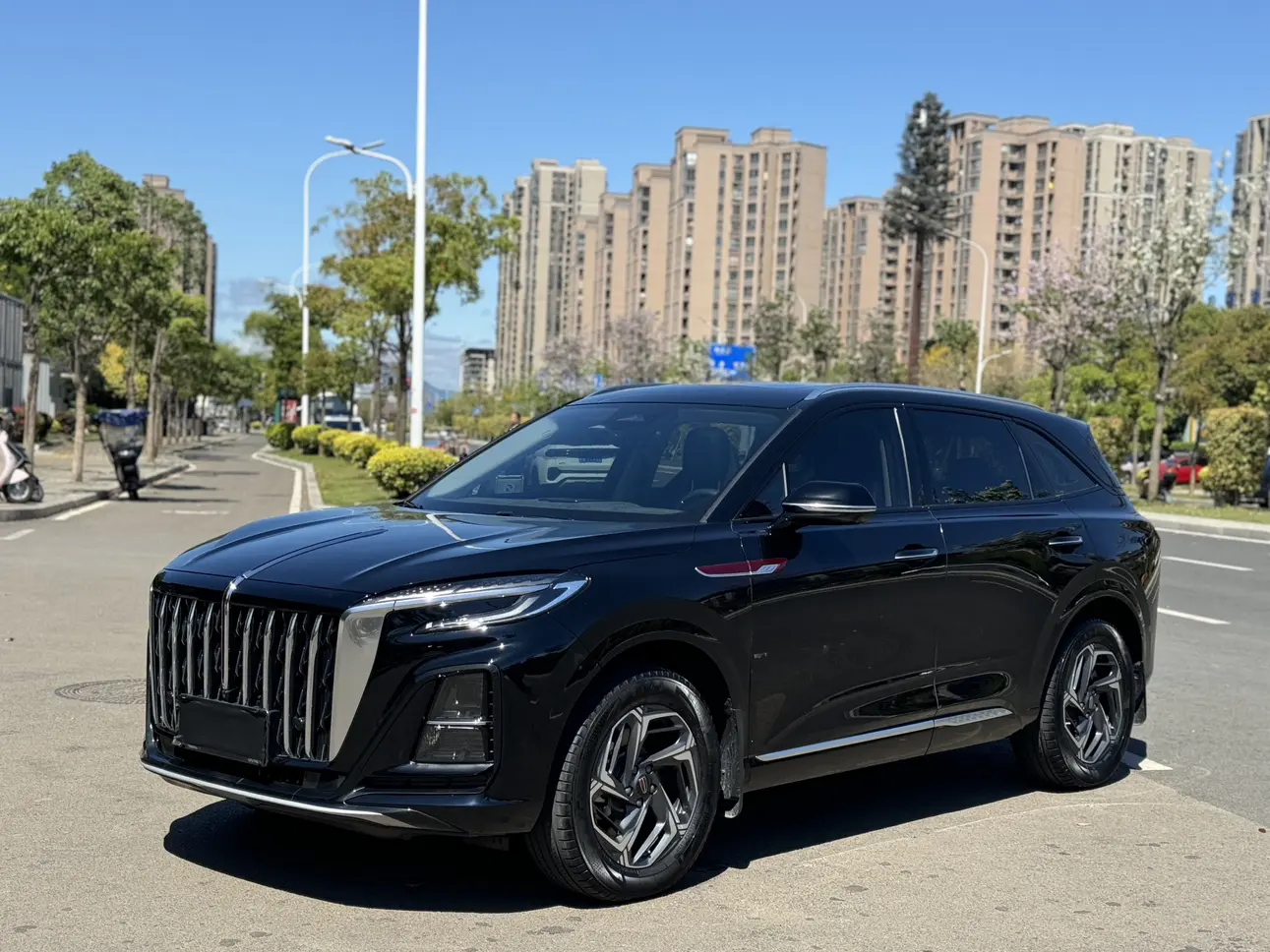 Hongqi HS3