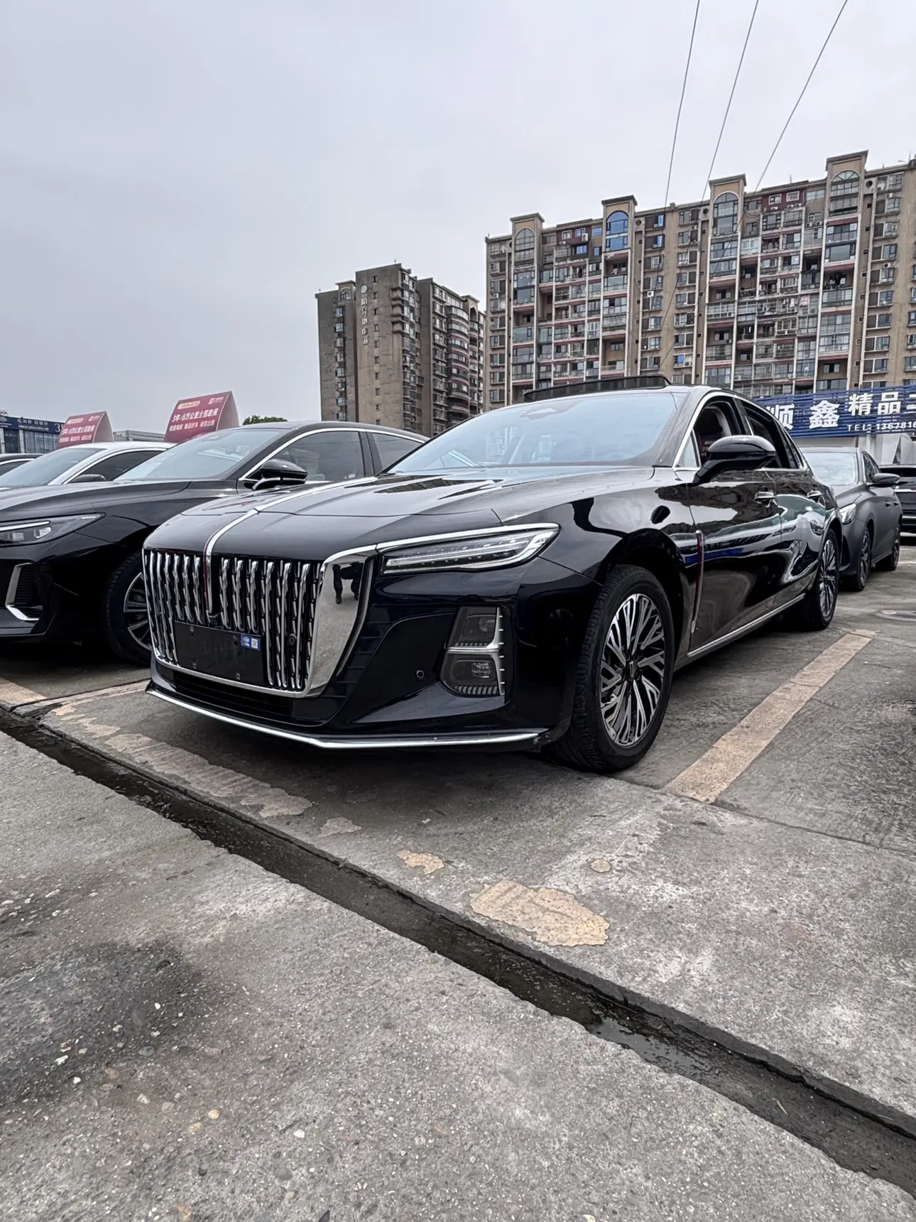 Hongqi H5